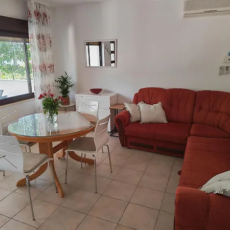 House Igor רוגוזניצה